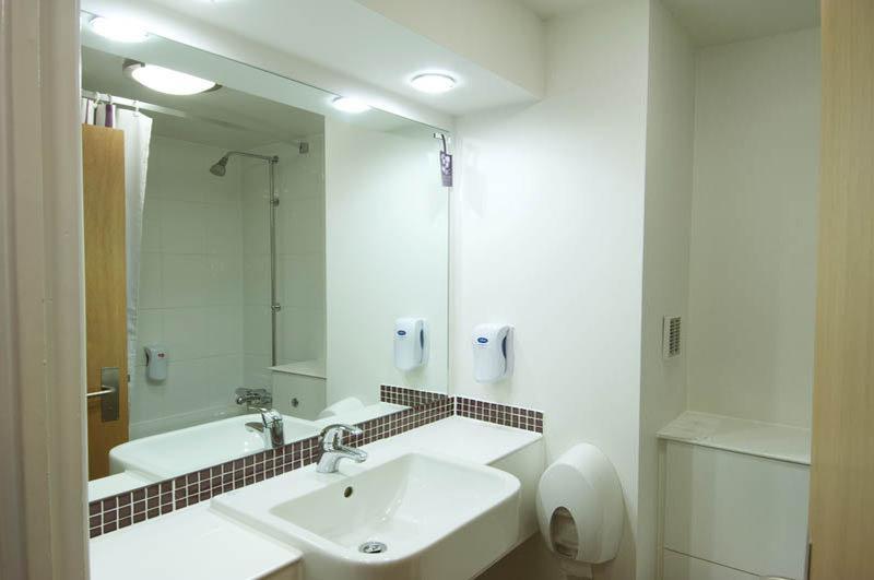 Premier Inn Rochdale Extérieur photo